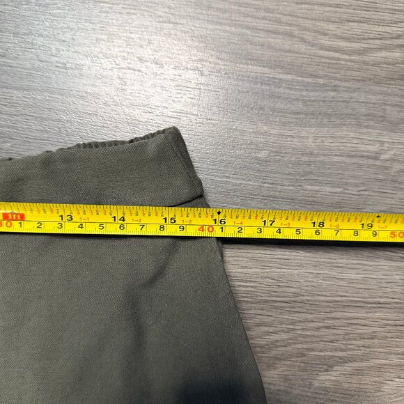 Lululemon Women's Light Utilitech Cargo Pocket High-Rise Pant - Army Green - Picture 9 of 11